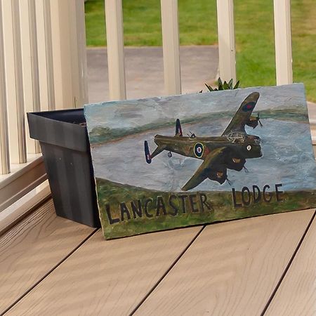 تاتيرشال Luxury Lancaster Lodge - The Best Hot Tub Getaway! المظهر الخارجي الصورة
