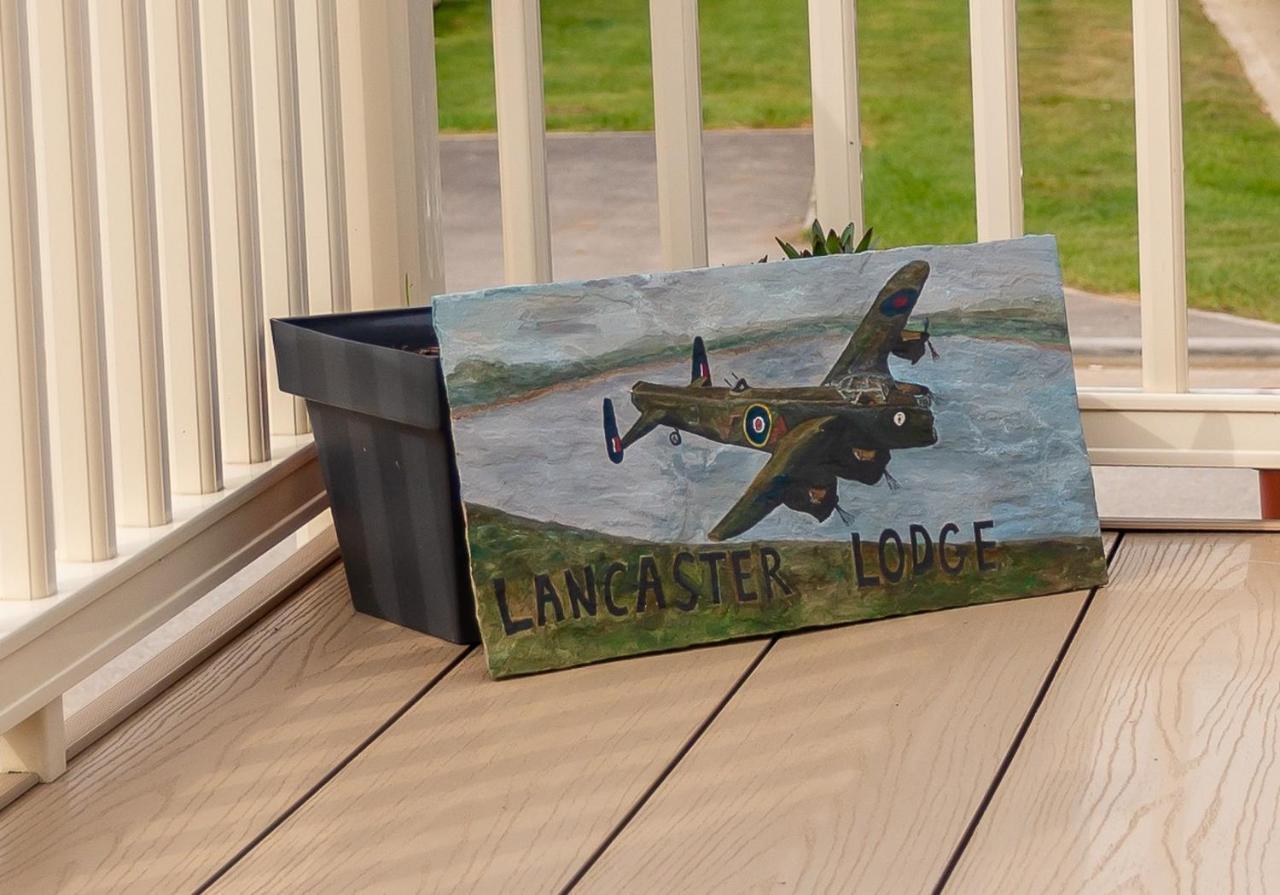 تاتيرشال Luxury Lancaster Lodge - The Best Hot Tub Getaway! المظهر الخارجي الصورة